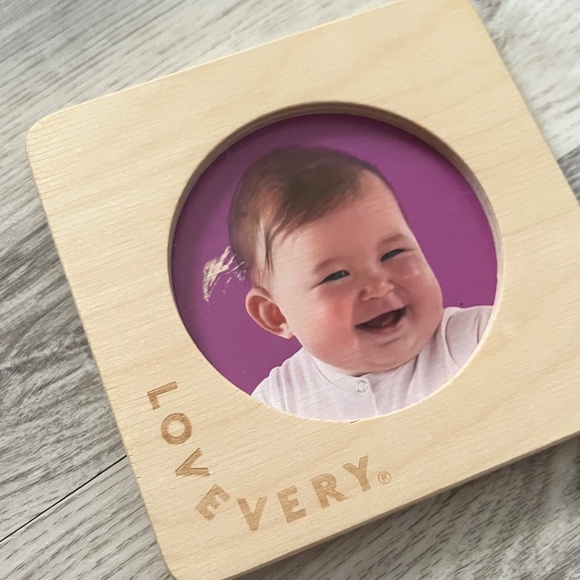 Lovevery 7-8 Months Inspector Kit bundle - Picture 7 of 14